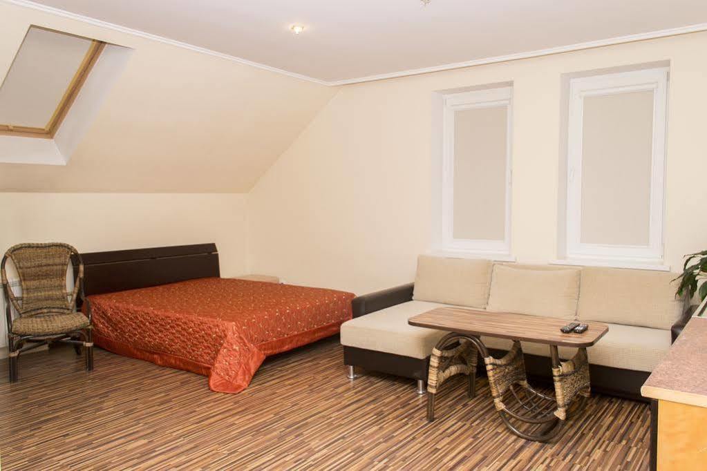 Valeo Hotel Mińsk Zewnętrze zdjęcie